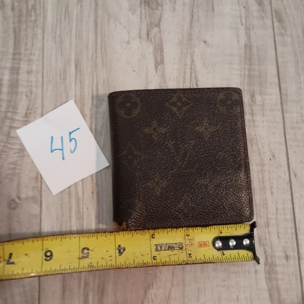 LOUIS VUITTON mono marco Bifold Wallet